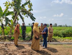 Danramil Karangmalang Dampingi Peninjauan Dinas PMD Sragen di Lokasi TMMD