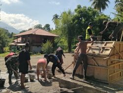 Pengecoran Blok Angkur Dikebut, TNI dan Warga Percepat Pembangunan Jembatan Perintis Garuda