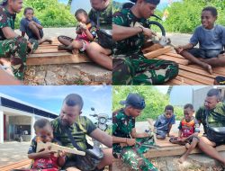Nelius Senang Dibuatkan Senjata Kayu, Bocah Kampung Tanah Rubuh Cita-cita Jadi Tentara