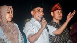 Bupati Bima Serahkan Bantuan BPJS ketenagakerjaan pada Program Selasa Menyapa di Parado