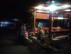 Malam Hari Tetap Siaga, Babinsa dan Bhabinkamtibmas Sambi Patroli Jaga Kondusifitas Wilayah
