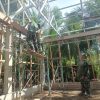 Bahu-Membahu, Personel Kodim dan Koramil Bangun Balai Yayasan Mistahul Jannah