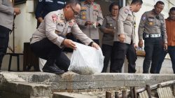 Kapolres Metro Bekasi Tebar 10.000 Benih Lele, Dukung Rantai Pasok SPPG Polri