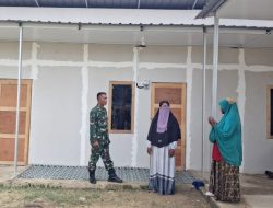 Babinsa Sambangi Warga Huntara, Wujud Nyata Kepedulian TNI di Tengah Masyarakat