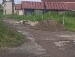 Empat Tahun Dikepung Banjir, Warga Meritai Anggrek Patungan Bangun Gorong-gorong dan Cor Jalan