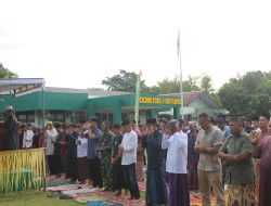 Momentum Perkuat Iman dan Pererat Hubungan Silaturahmi TNI dan Masyarakat, Kodim 1310/Bitung Gelar Sholat Idul Adha 1447 H dan Serahkan Hewan Qurban