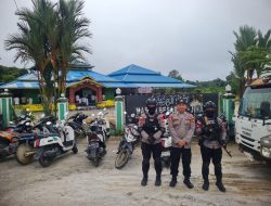Personel Polsek Sungai Tebelian Siaga Penuh, Pengamanan Sholat Idul Adha 1447 H Berlangsung Aman dan Khidmat