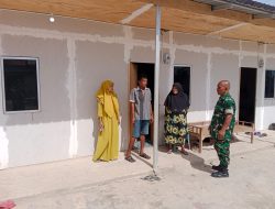 Babinsa Baktiya Aktif Dampingi Warga Huntara Lewat Komsos Humanis