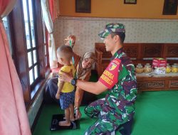 Cegah Stunting, Babinsa Tawangrejo Bersama Nakes Cek Kesehatan Balita Di Dusun Bendolowo