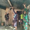 Gotong Royong Rehab RTLH, Babinsa Pakunden Bersama Warga Wujud Kepedulian Untuk Masyarakat