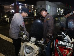 Wakapolres Jakbar Pimpin Razia dan Patroli Mobile, Dua Orang Pembawa Obat Terlarang Diamankan