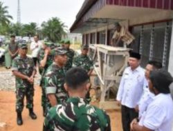 Danrem 031/WB Tinjau Pembangunan KDKMP di Rohil, Tekankan Penyelesaian Tepat Waktu Sesuai Rencana