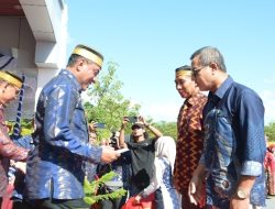 Bupati Bima Lepas Dua Pejabat Purna Tugas pada Hardiknas 2026