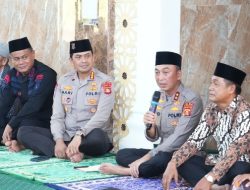Kapolda Sumsel Gelar Jumat Curhat di Masjid Ar-Rahman Talang Betutu, Serap Langsung Aspirasi Warga soal Air Bersih, Jalan, hingga Ketahanan Pangan