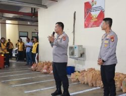 Jumat Berkah Polres Metro Bekasi Kota, Kolaborasi Ojol dan Ormas Perkuat Kamtibmas