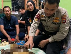 Wujud “Polri Penolong”, Personel Ditpolairud Polda Sumsel Ringankan Beban Keluarga Berduka di Palembang