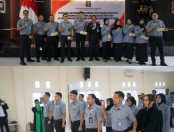 Kakanwil Kemenkum Papua Barat Ambil Sumpah PNS dan Lantik Pegawai dalam Jabatan Fungsional, Teguhkan Integritas ASN