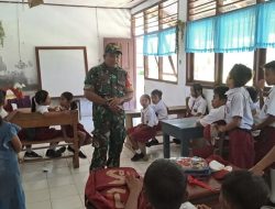 Tanamkan Nilai Patriotisme Sejak Dini, Babinsa Jajaran Kodim 1310/Bitung Optimalkan Implementasi Buku Pedoman Pembinaan Kesadaran Bela Negara (PKBN) di Lingkungan Sekolah