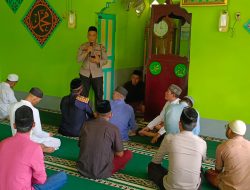 Sat Binmas Polres Landak Sampaikan Himbauan Kamtibmas kepada Jamaah Masjid At Tawadhu