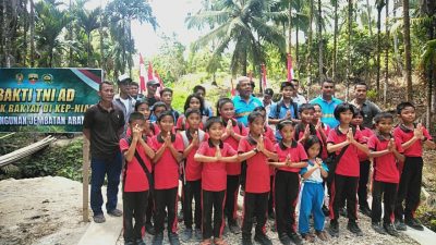 Karya Bakti Skala Besar TNI AD Rampungkan Jembatan Armco Sungai Menaula di Nias Utara