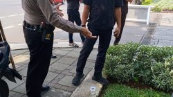 Respons Cepat Patroli Ditpamobvit PMJ Tolong Korban Kecelakaan di Gatot Subroto