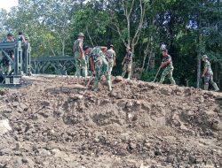 Satgas Karya Bakti TNI Wujudkan Harapan Warga Hilihoru Lewat Jembatan Modular