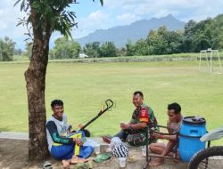 Babinsa Pererat Kebersamaan dengan Warga, Suasana Hangat Jadi Sorotan