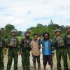 TNI AL Satgas Yonif 2 Marinir dan Kodim 1703/Deiyai Bersinergi Bangun Harapan Warga Melalui Jembatan Garuda
