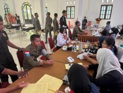 Meriahkan HUT Bhayangkara ke-80, Personel Damai Cartenz Partisipasi Dalam Giat Donor Darah di Polres Nabire