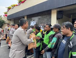 Jumat Berkah Polres Metro Bekasi Kota: Wujud Empati, Solidaritas, dan Kolaborasi Jaga Kamtibmas