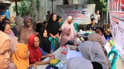 Sambut Hari Bhayangkara ke-80, Melalui Jaga Bekasi On The Spot, Polres Metro Bekasi Kota Gelar Pengobatan Gratis di Bekasi Timur