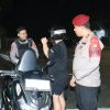Jaga Rasa Aman Masyarakat, Polres Jakbar Gelar Razia dan Patroli Mobile Hingga Dini Hari