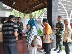 Dari Aula Kodim 0825/Banyuwangi ke Harapan Baru: Puluhan Warga Banyuwangi Ikuti Screening Katarak Gratis