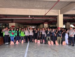 Jumat Berkah Polres Metro Bekasi Kota Pererat Silaturahmi, Kolaborasi Ojol dan Ormas Perkuat Kamtibmas