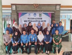Serma Nurhadi Hadiri Perpisahan Mahasiswa Poltekkes Wira Husada Nusantara di Desa Sidomulyo