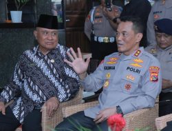 Kapolda NTB Kunjungi Purnawirawan dan Anggota Sakit Jelang Hari Bhayangkara
