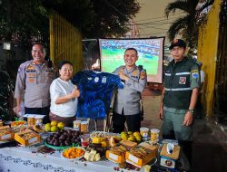 Nobar Piala Dunia Bersama Warga, Kapolsek Taman Sari Pererat Kedekatan dengan Masyarakat