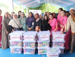 Bhayangkari Polda Metro Jaya Bagikan 750 Paket Sembako di Bojongsari Depok