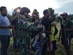 37 Anggota OPM Kodap IV Sorong Raya Kembali ke Pangkuan NKRI Berkat Pendekatan Humanis Satgas Yonif 410/Alugoro