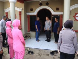 Anjangsana Hari Bhayangkara ke-80: Kapolres Metro Bekasi Kota Sambangi Keluarga Almarhum Iptu H. Supardi