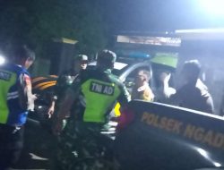 TNI-Polri di Ngadirojo Jaga Kondusivitas, Sambangi Titik Keramaian Demi Rasa Aman Warga