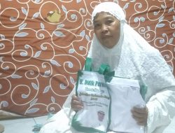 Jelang Ajaran Baru Ketua APTRI Lumajang Beri Semangat Anak-Anak Pelajar Dari Ekonomi Lemah