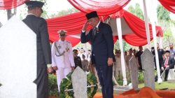 Kasad Beri Penghormatan Terakhir kepada Jenderal TNI (Purn) Ryamizard Ryacudu