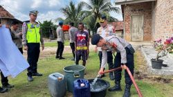 Polres Mesuji Salurkan Bantuan Air Bersih Untuk Warga Desa Labuhan Permai Dalam Rangka Memperingati Hari Bhayangkara Ke-80 Tahun 2026