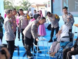 Kapolda Sumsel Pimpin Bakti Kesehatan Hari Bhayangkara Ke-80, Ribuan Warga Terima Layanan Gratis