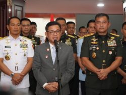 Perkuat Ketahanan Nasional, Kasad Dianugerahi Tanda Alumni Kehormatan Lemhannas RI