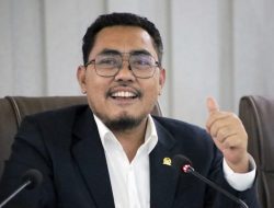 Ketua Fraksi PKB DPR RI: Hari Bhayangkara ke-80 Harus Jadi Momentum Pembenahan Total Polri