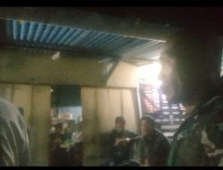Keseruan Babinsa Kodim 1310/Bitung Nobar Piala Dunia Bersama Masyarakat, Ciptakan Lingkungan Aman, Nyaman dan Kondusif
