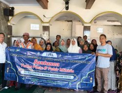 PG Djatiroto Bersama Kebun Lumajang Raya Bagikan Bingkisan Ke Lingkungan Sekitar