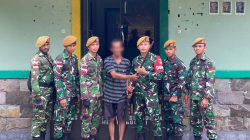 Satgas Pamtas RI-MALAYSIA Yonarmed 19/Bogani Terima Penyerahan Senjata Api Dari Warga Perbatasan di Kabupaten Sambas